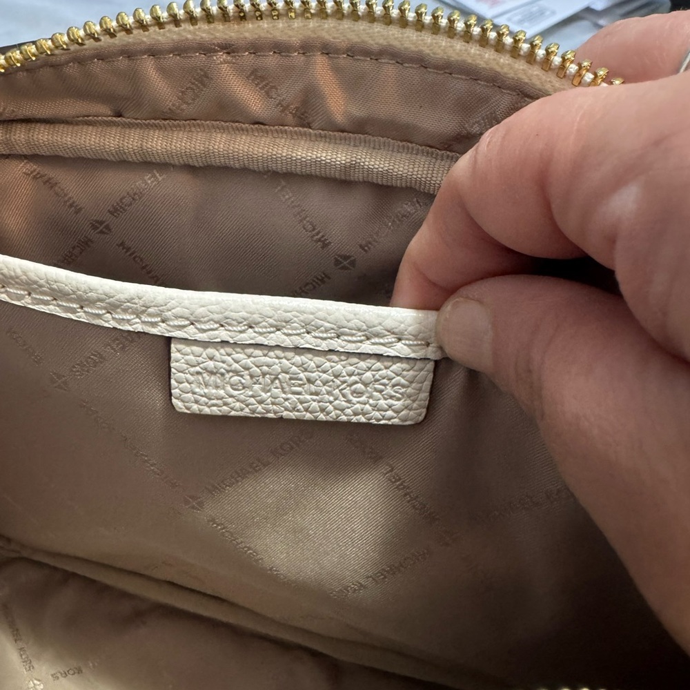 Michael Kors Ivory Crossbody Bag with Gold Accents - Picture 5 of 11